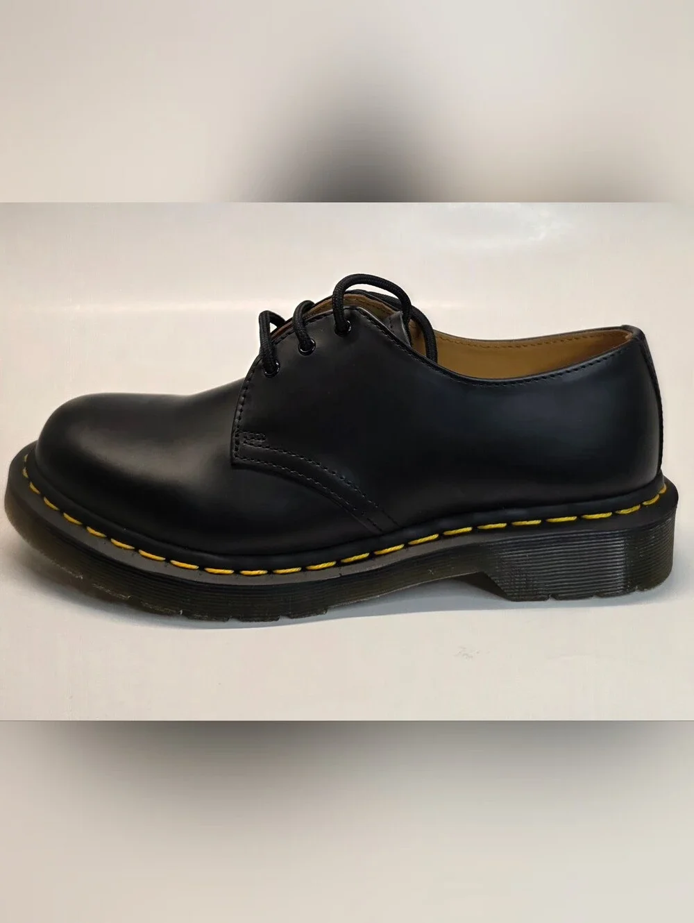 New  Dr. Martens  Smooth Leather Oxford Shoes - Black - Women's Size 9